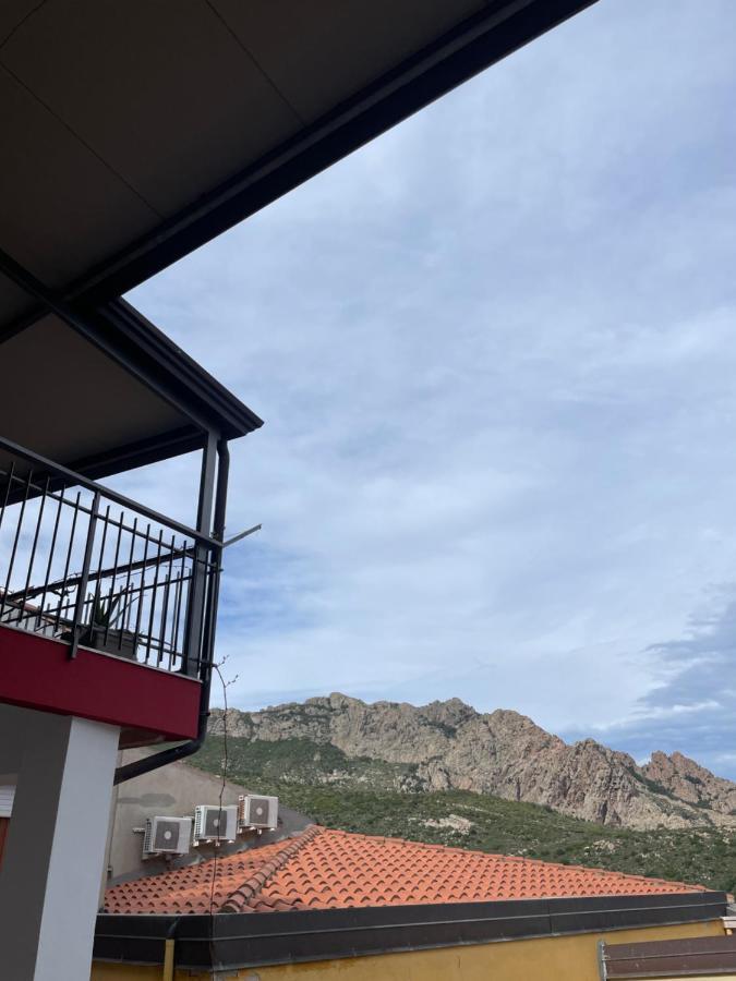 Affittacamere Il Vicoletto Aria Ona Villagrande Strisaili Εξωτερικό φωτογραφία